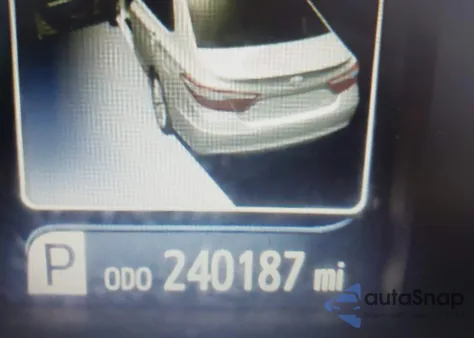 2017 Toyota Camry Se z USA, uszkodzony, nr VIN 4T1BF1FK6HU368060